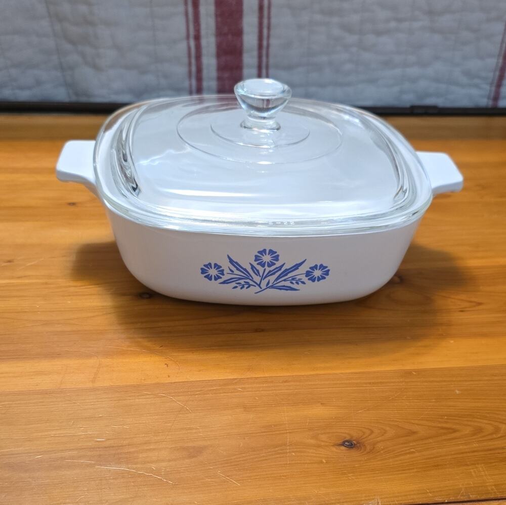 Vintage Corning Ware 1 Qt P-1-B Square Casserole Dish Glass Lid Blue Cornflower